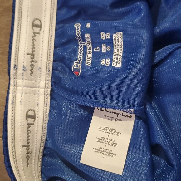 NWOT Womens Champion Shorts sz L - Picture 4 of 4